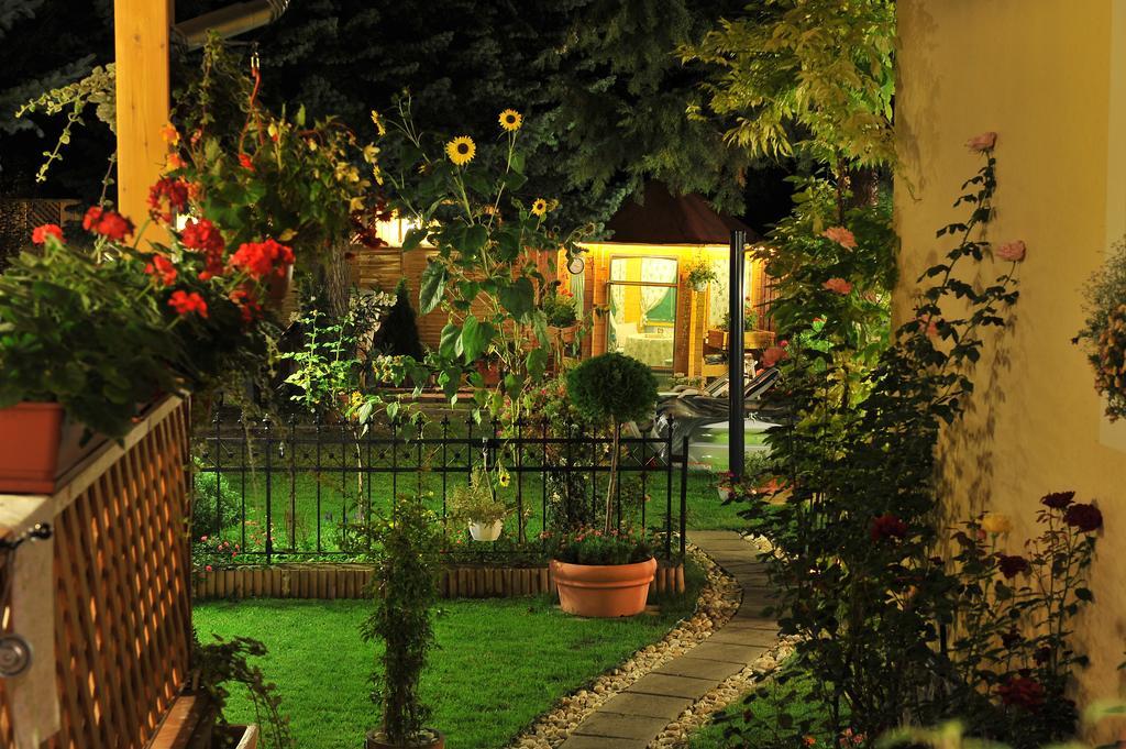 Sopron Eszter Apartman מראה חיצוני תמונה