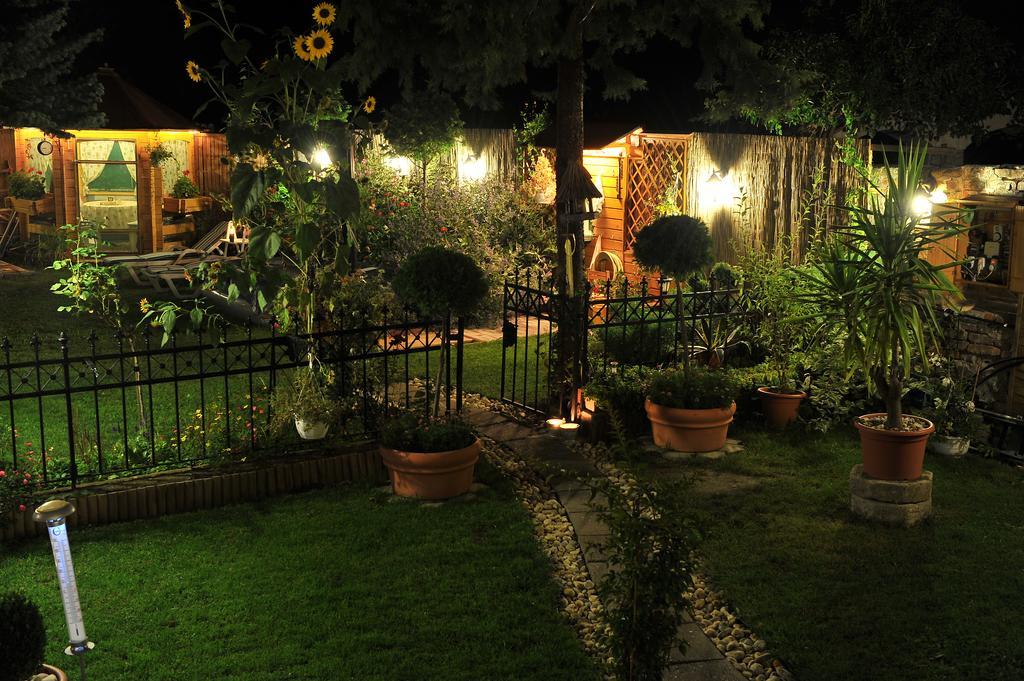 Sopron Eszter Apartman חדר תמונה